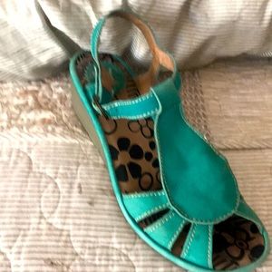 Size 39 euro size